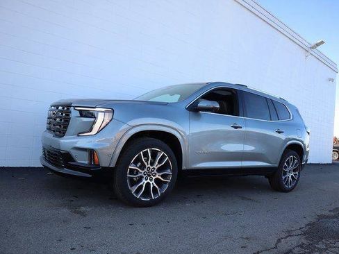 New 2026 GMC Acadia Denali Ultimate image 3