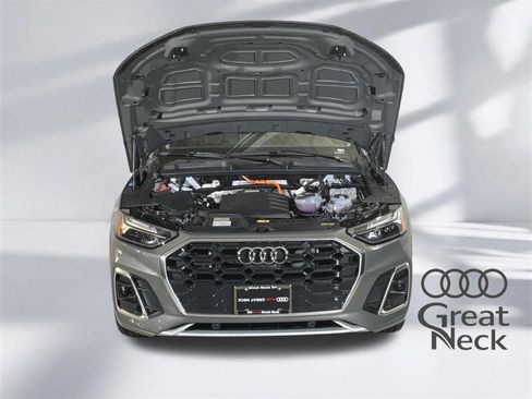 Used 2024 Audi Q5 e Premium Plus AWD/4WD image 17
