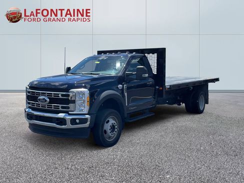 Used 2025 Ford F550 4x4 Regular Cab Super Duty w/ XL Chrome Package image 1