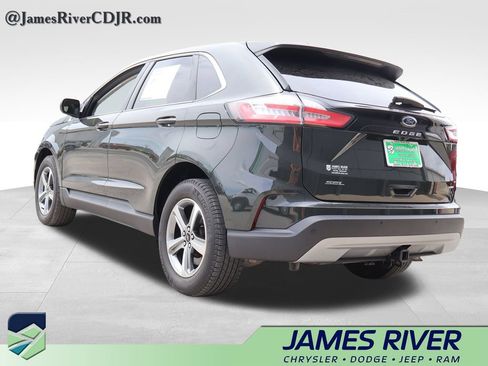 Used 2024 Ford Edge SEL w/ Convenience Package AWD/4WD image 3