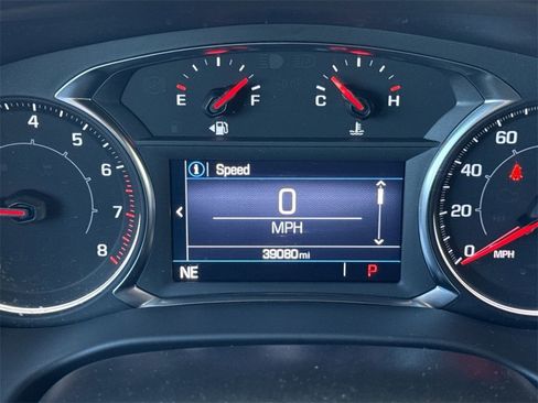 Certified 2023 GMC Acadia SLE image 12