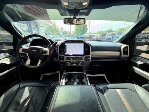 Used 2022 Ford F450 Platinum w/ FX4 Off-Road Package image 51