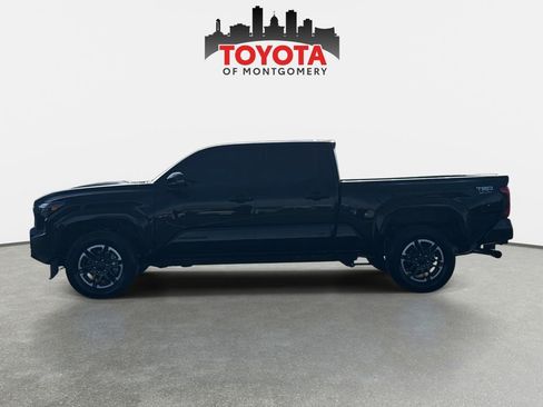 Used 2025 Toyota Tacoma TRD Sport image 6