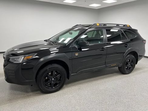 Used 2022 Subaru Outback Wilderness AWD/4WD image 5