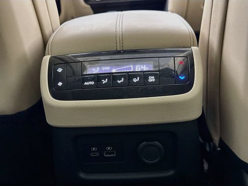 Certified 2023 INFINITI QX60 Luxe w/ Performance Audio Package AWD/4WD image 34