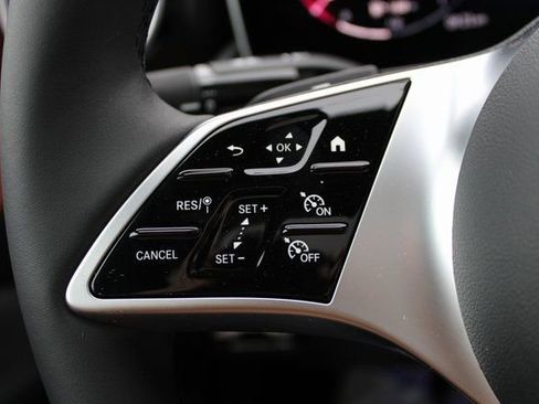New 2025 Mercedes-Benz C 300 4MATIC Sedan image 17