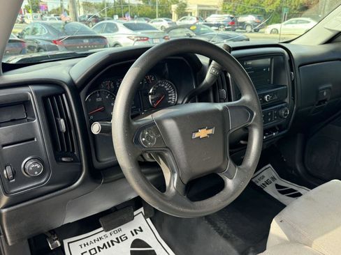 Used 2018 Chevrolet Silverado 1500 Custom RWD image 14