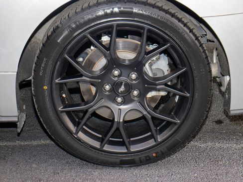 Used 2019 Ford Mustang Premium w/ Ecoboost Performance Package image 33