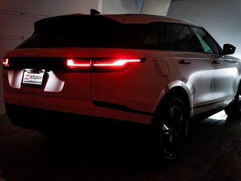 Used 2025 Land Rover Range Rover Velar Dynamic SE image 40