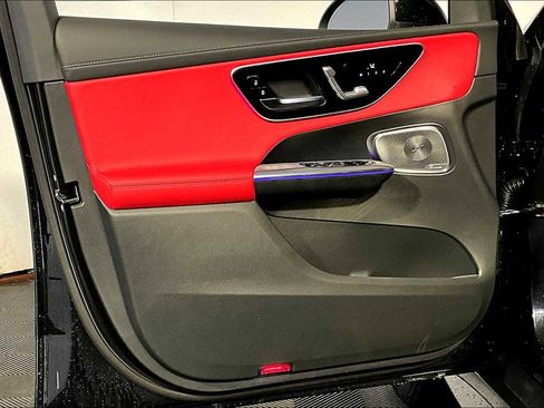 New 2026 Mercedes-Benz GLC 300 4MATIC image 11