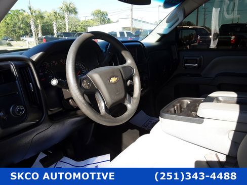 Used 2018 Chevrolet Silverado 1500 Custom image 20