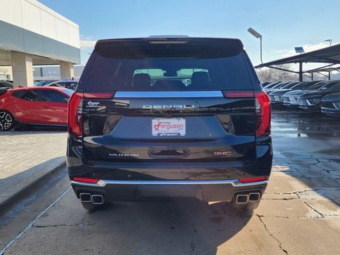 New 2026 GMC Yukon Denali w/ Sun & Power Step Package image 4