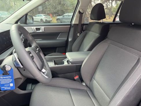 New 2026 Hyundai Santa Fe SE image 8