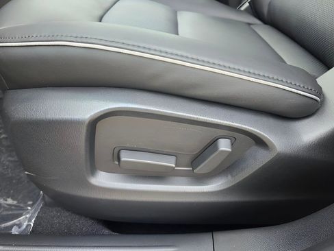 New 2025 MAZDA CX-5 AWD 2.5 S w/ Select Package image 16