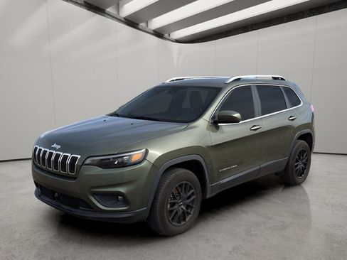 Used 2021 Jeep Cherokee Latitude Plus image 1