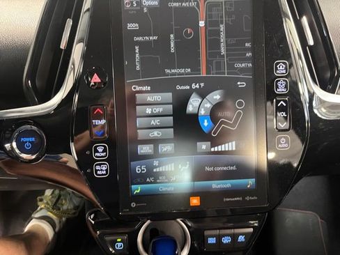 Used 2022 Toyota Prius Prime Limited image 29