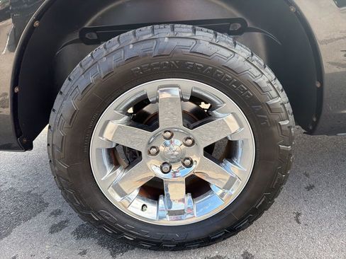 Used 2011 RAM 1500 Laramie image 16