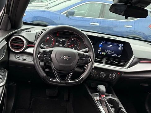 Used 2024 Chevrolet Trax RS image 6