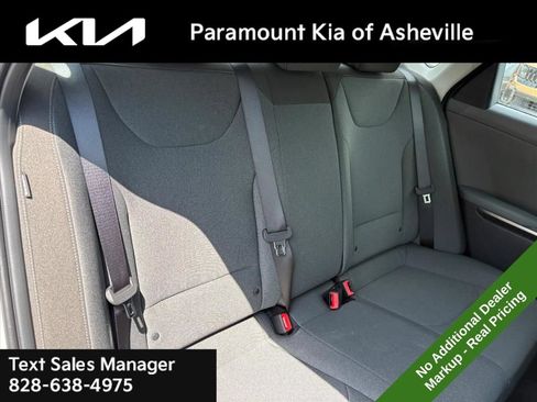 New 2026 Kia K4 FWD image 21