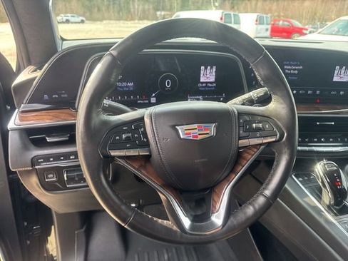 Used 2022 Cadillac Escalade Premium Luxury Platinum image 13