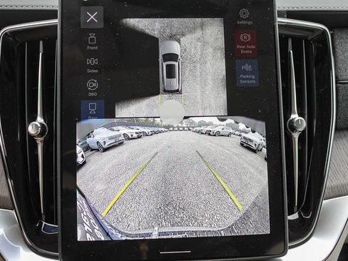 New 2026 Volvo XC90 T8 Ultra w/ Protection Package Premier AWD/4WD image 27