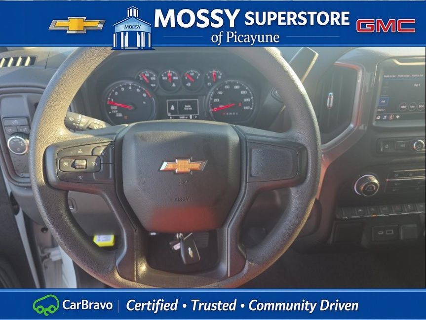 Certified 2023 Chevrolet Silverado 1500 Custom RWD image 10