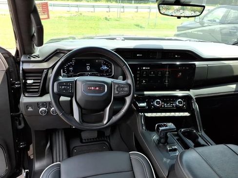 Used 2024 GMC Sierra 1500 AT4X AWD/4WD image 7