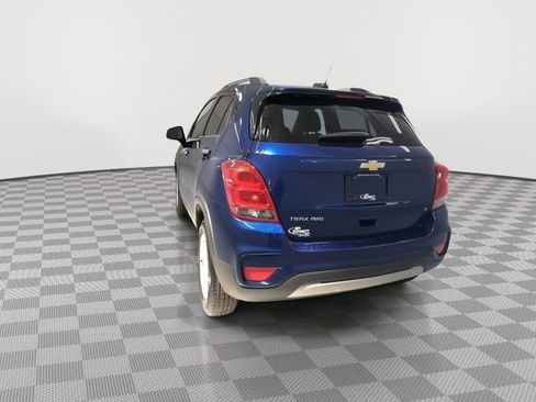 Certified 2017 Chevrolet Trax LT w/ LT Convenience Package AWD/4WD image 8