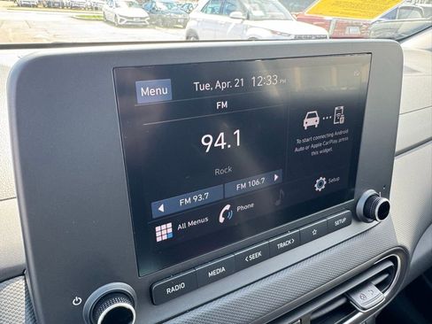 Used 2023 Hyundai Kona SEL AWD/4WD image 26