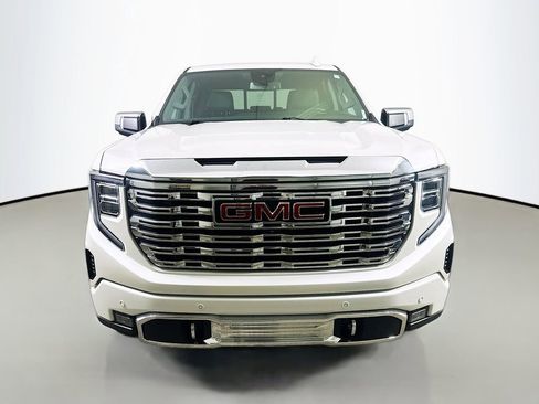 Used 2022 GMC Sierra 1500 Denali image 2