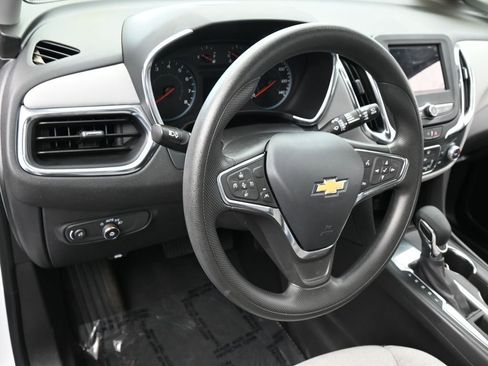 Used 2024 Chevrolet Equinox LS w/ Sport Edition image 14