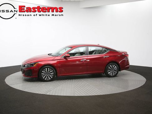 Used 2023 Nissan Altima 2.5 SV w/ SV Premium Package FWD image 57