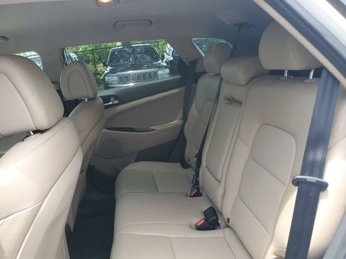 Used 2017 Hyundai Tucson Sport FWD image 13