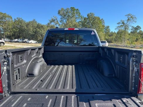 New 2025 Ford F150 Lariat w/ Equipment Group 501A Mid image 23