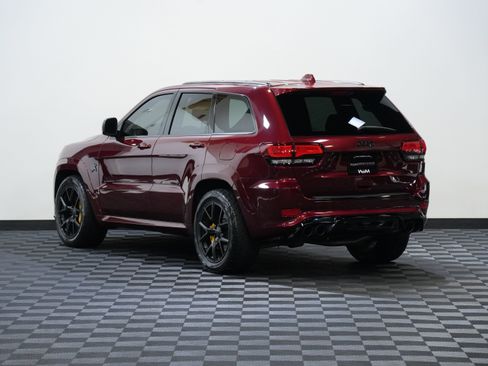 Used 2018 Jeep Grand Cherokee Trackhawk AWD/4WD image 8