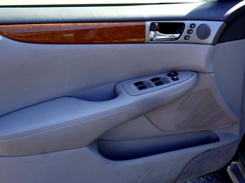 Used 2006 Lexus ES 330 image 15