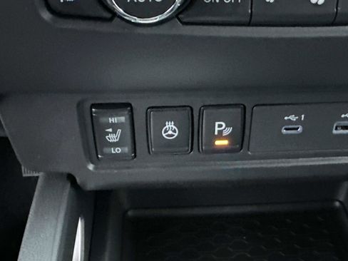 New 2026 Nissan Frontier SV w/ SV Convenience Package image 36