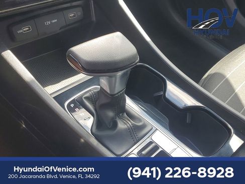 Certified 2023 Hyundai Santa Cruz SE AWD/4WD image 30