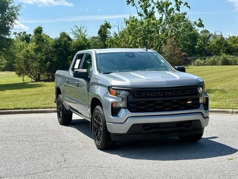 Used 2023 Chevrolet Silverado 1500 Custom AWD/4WD image 10