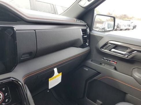 New 2026 GMC Sierra 1500 AT4 w/ AT4 Premium Package image 27