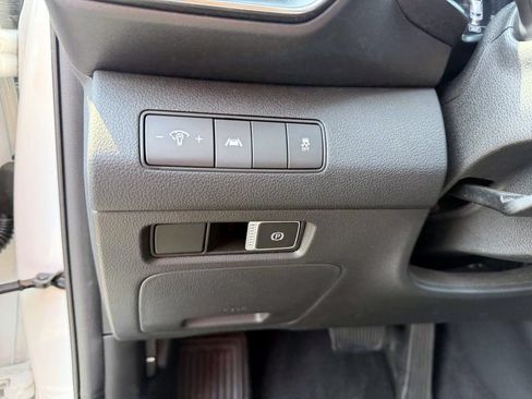 Certified 2023 Hyundai Santa Fe SE AWD/4WD image 18