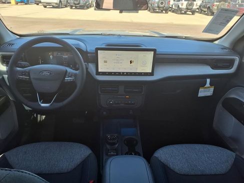 New 2025 Ford Maverick XLT w/ XLT Luxury Package image 7