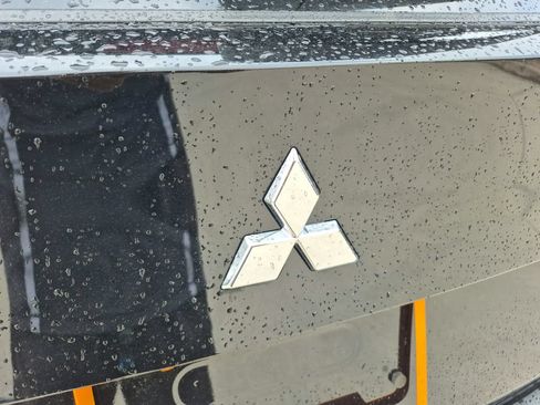 New 2026 Mitsubishi Outlander SE FWD image 29