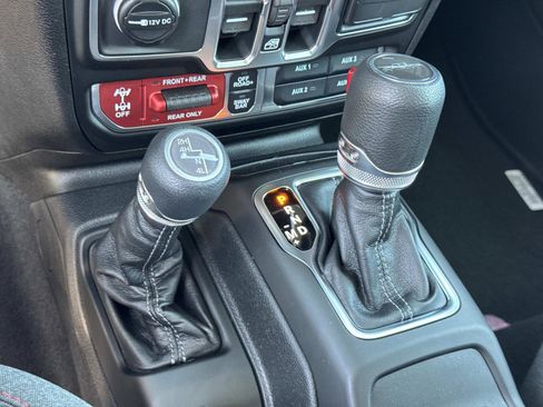 New 2026 Jeep Gladiator Rubicon w/ Steel Power Dome Hood Package image 18