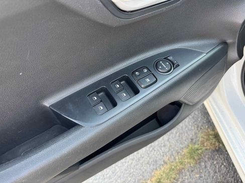 Used 2020 Kia Rio S image 12