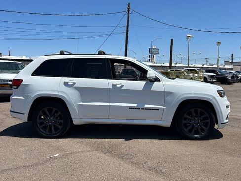 Used 2018 Jeep Grand Cherokee High Altitude RWD image 2