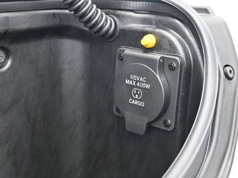 Used 2025 RAM 1500 Limited image 29