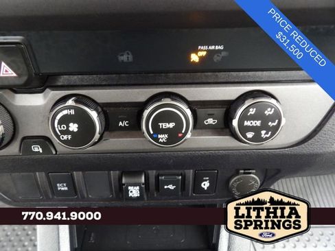 Used 2020 Toyota Tacoma TRD Off-Road image 21