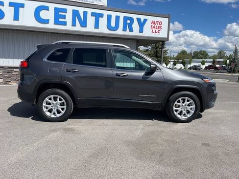 Used 2015 Jeep Cherokee Latitude w/ Comfort/Convenience Group AWD/4WD image 20