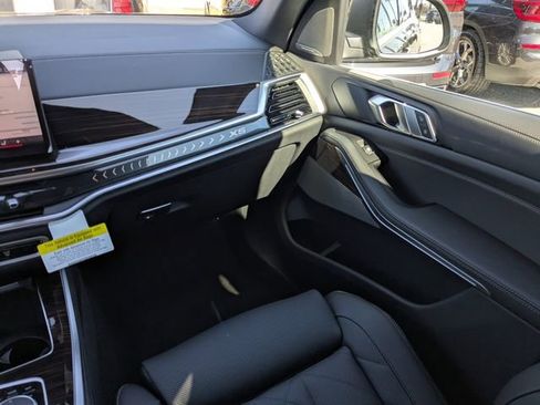 New 2026 BMW X5 sDrive40i image 18